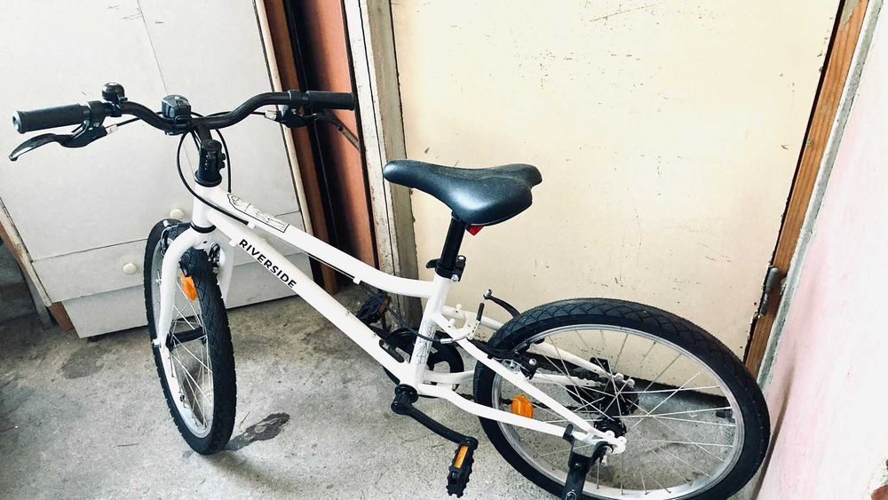 Bicicletă polivalentă BTWIN Riverside 100 20" cu roți ajutătoare
