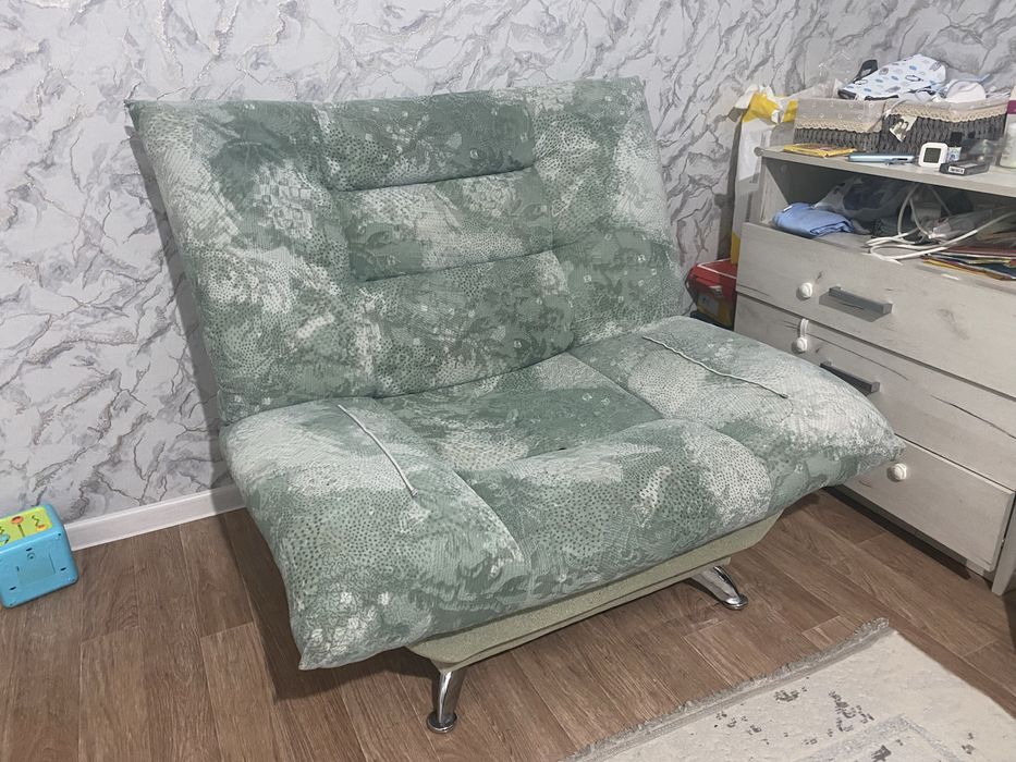 Диван с креслами