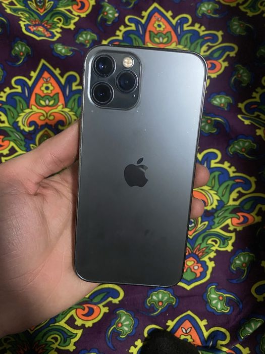 Iphone 12 pro dak bor