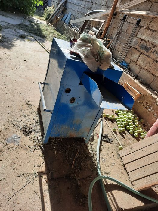 сурочни дирабилка сотилади