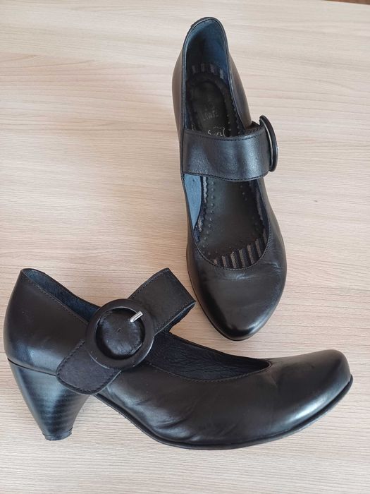 Pantofi piele pt dans , mar 35