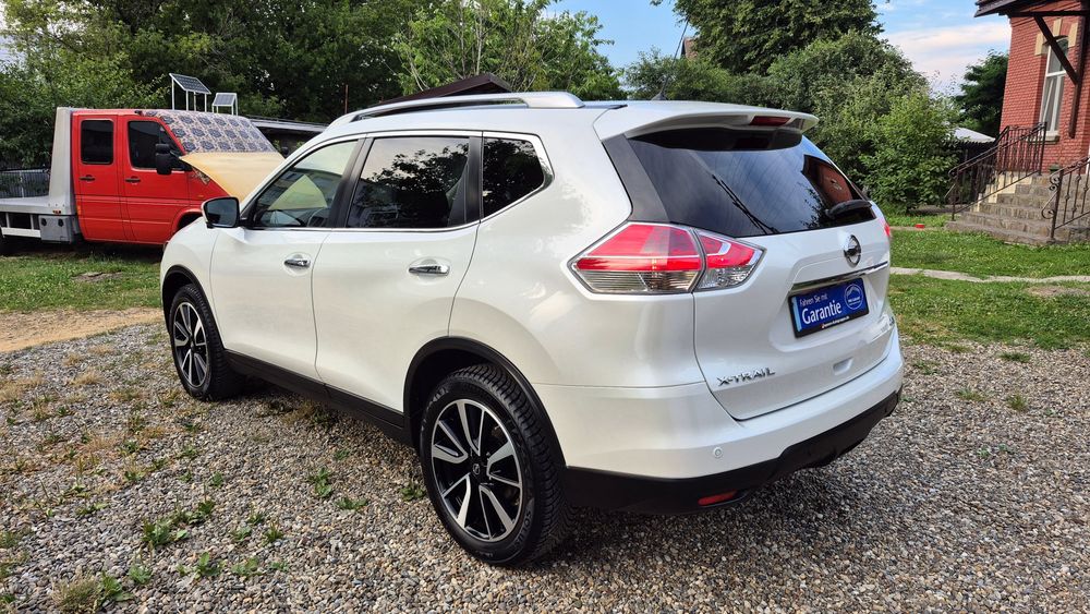 X-Trail TEKNA/4X4/2015/Full LED/Navi 3D/Panorama/Camera 360/Distronic/Alcantara/Euro6