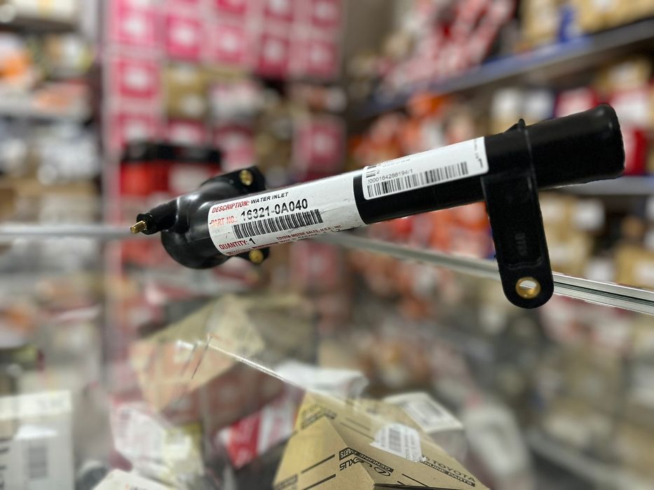 Корпус термостата lexus rx 300