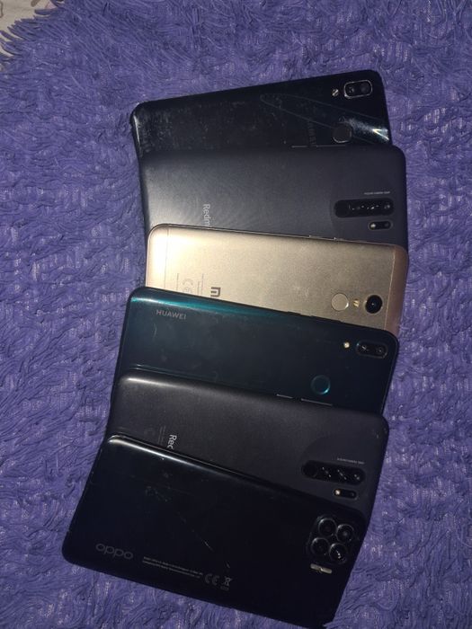 Обменяю телефоны на запчасти