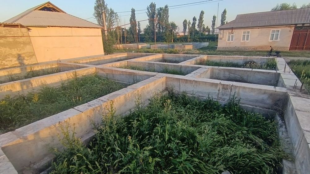 Участка сотилади