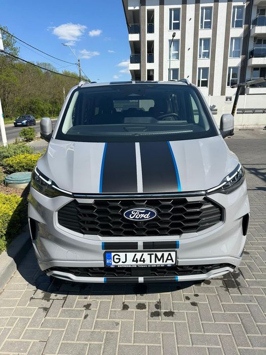 Ford Tourneo Custom Primul proprietar, mașina de familie, 12.000 km, preț negociabil