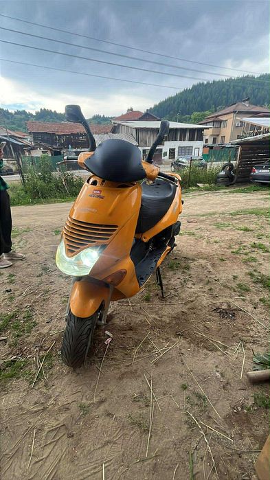 Aprilia Leonardo 150