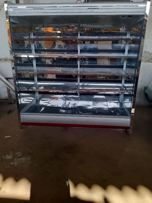 Vetirena xolodilnek sotladi