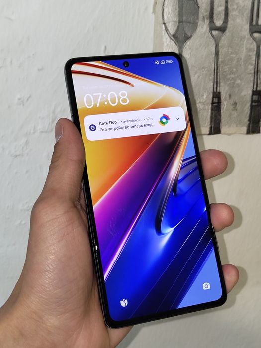 Продам телефон POCO F4GT 128GB