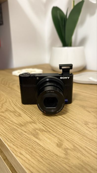 Sony DSC-RX100 Cyber-shoot