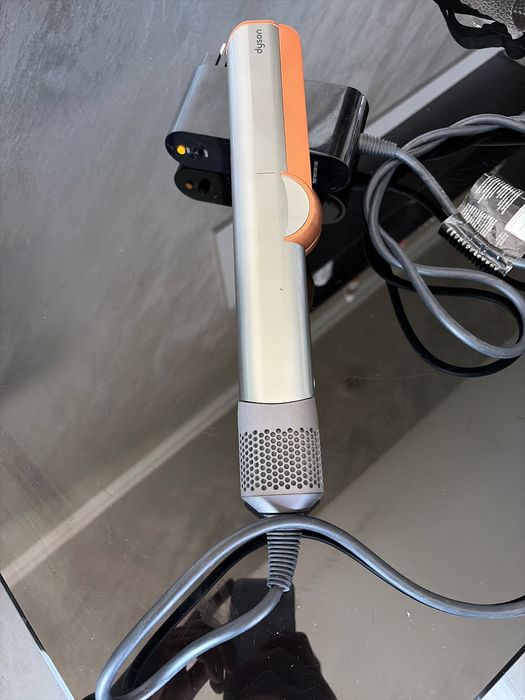 Грижа за косата dyson