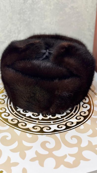 Норковая шапка