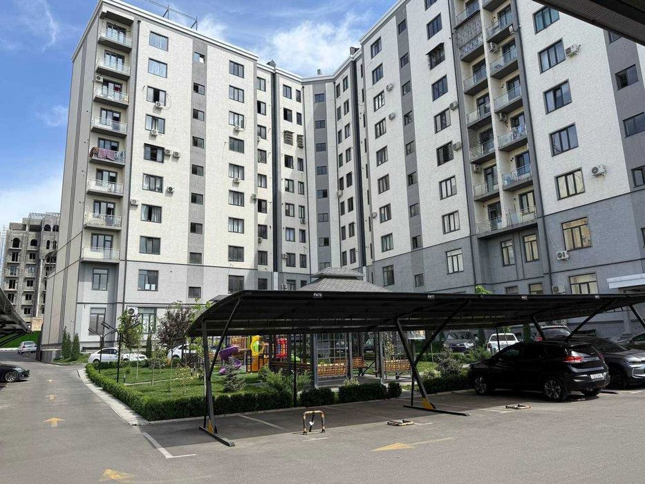 3-комнатная квартира, 74 м², метро Бодомзор — аренда