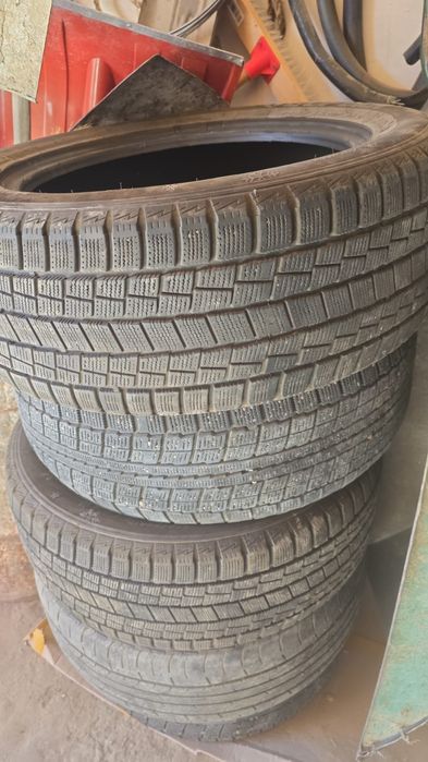 Продам б/у шины 225/55/17