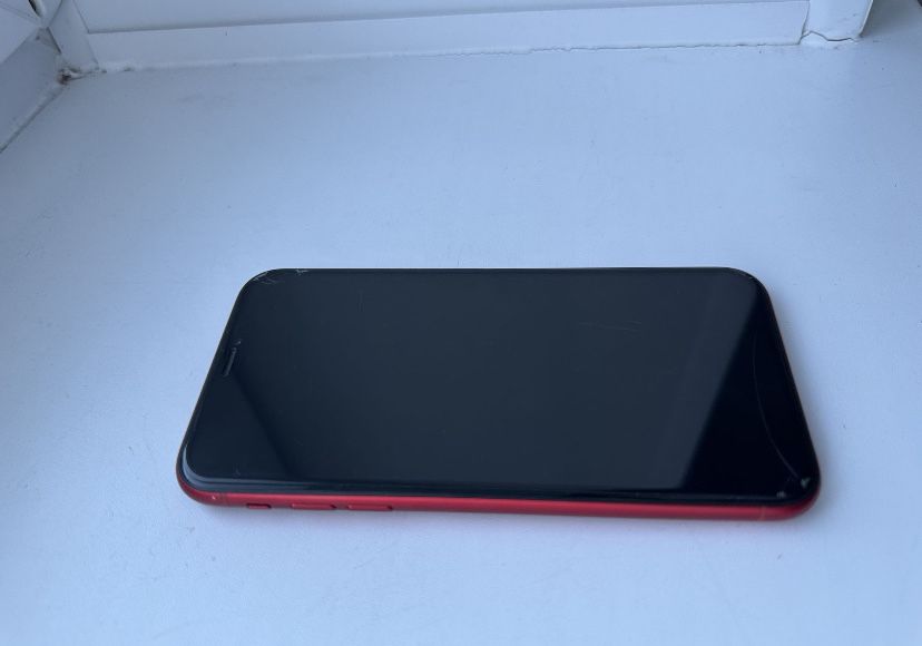 Айфон хр сатылады