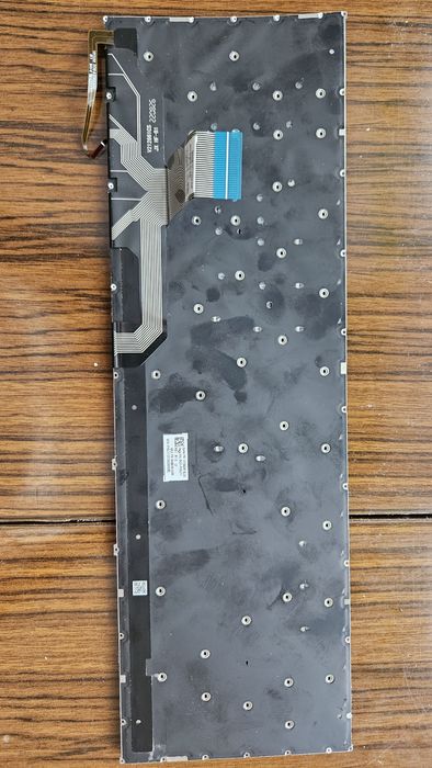 Клавиатура за части asus vivobook 16