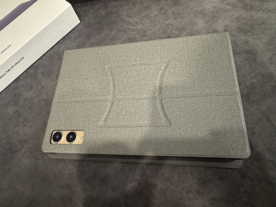 Планшет Galaxy Tab9