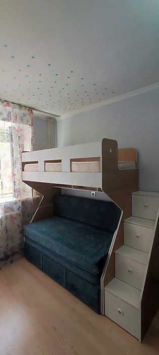 Продам двухъярусную кровать