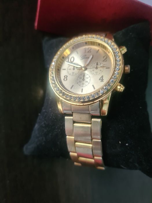 Ceas dama 50 lei