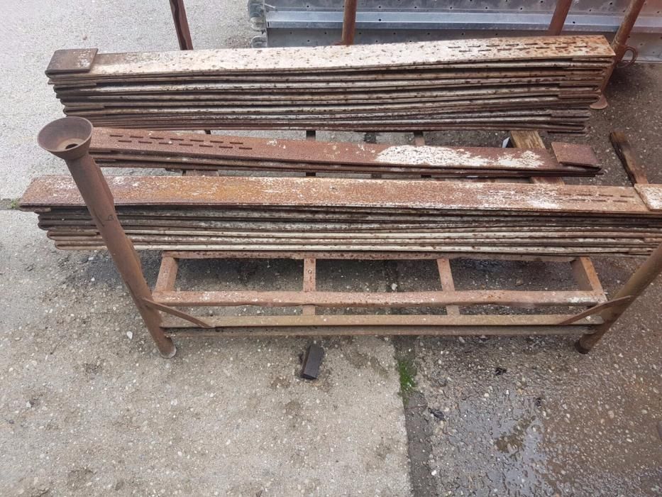 Juguri Cofrat Stalpi