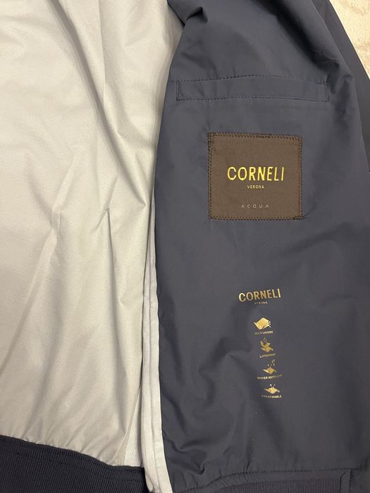 Ветровка Corneli