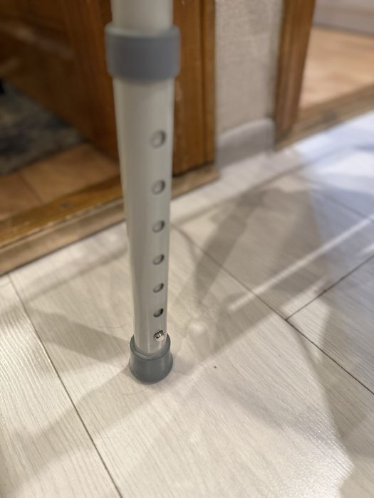 Санитарный стул-туалет