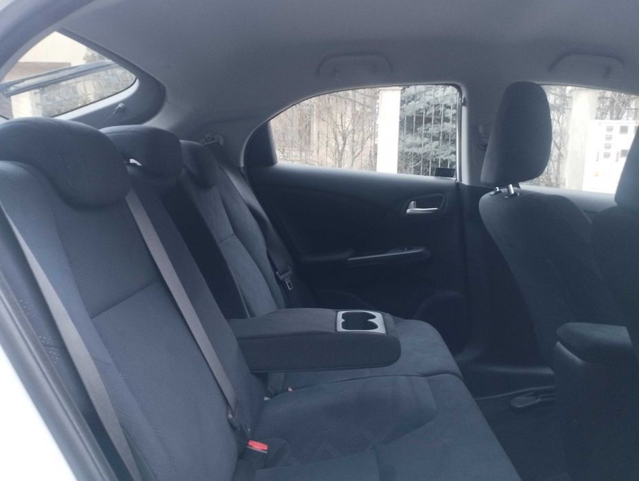 Honda Civic IX 100.000km pret fix