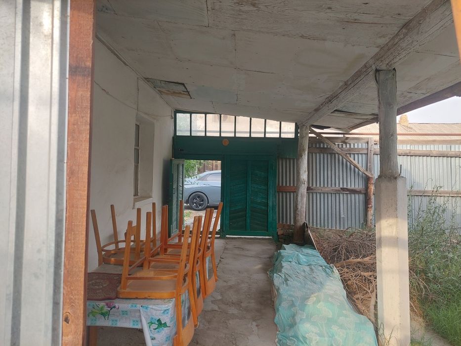 Продаётся дом на земле.