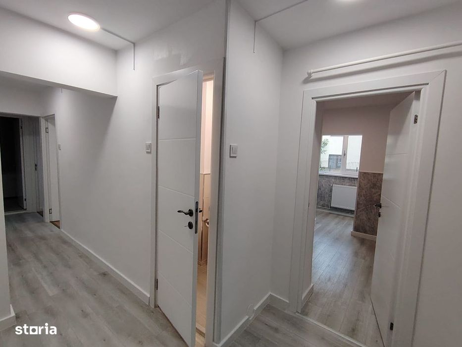 Apartament nemobilat cu 3 camere -zona RAGC.