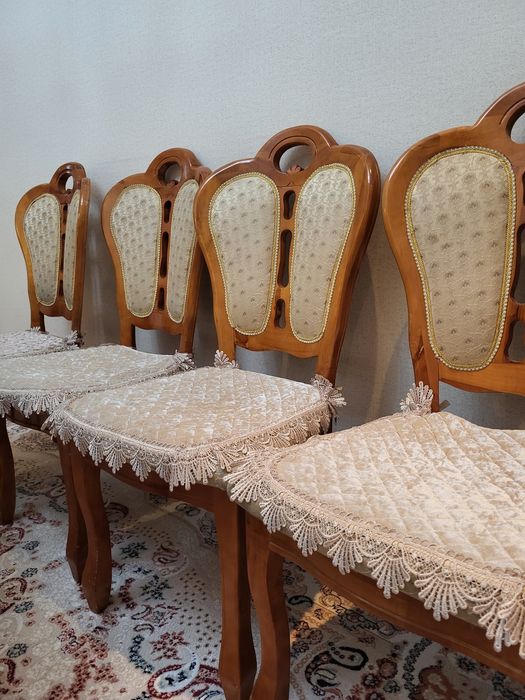 Продам стол стулья