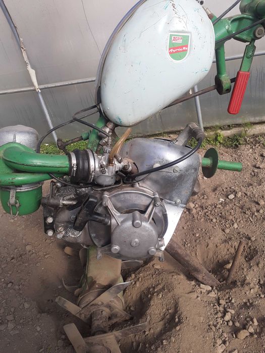 Бензинова мотофреза