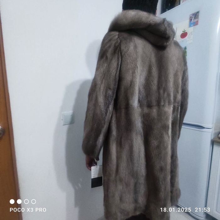 Продам норковую шубу