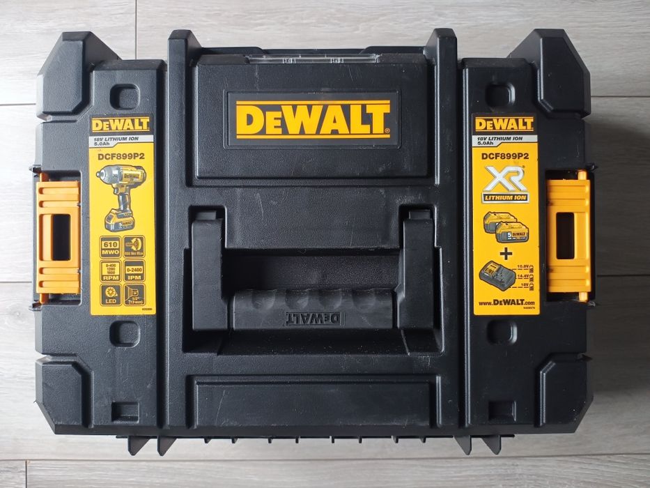 DeWalt DCF899 pistol cu impact