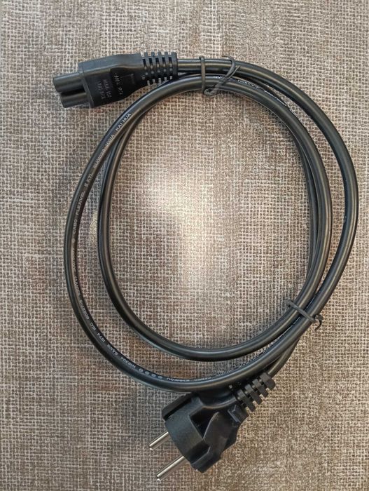 Захранващи  кабели