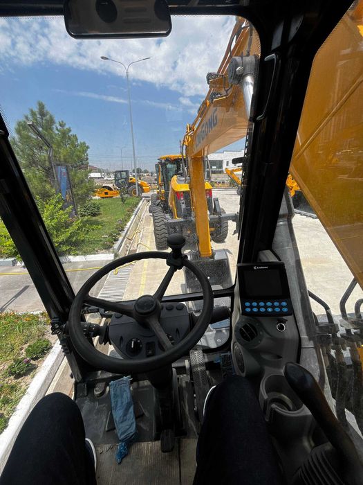 Экскаватор колесный Liugong W915E. Рассрочка Предоплата 30%.