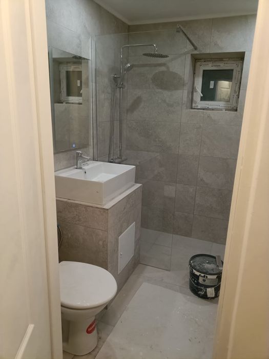 Execut lucrări de construcții interior