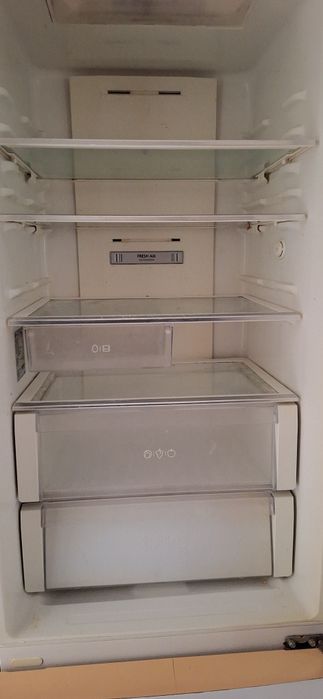 Продам холодильник  LG