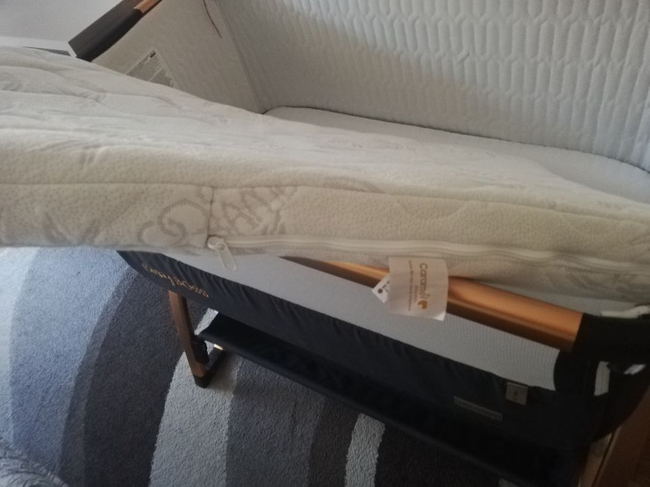 Кошара next to me