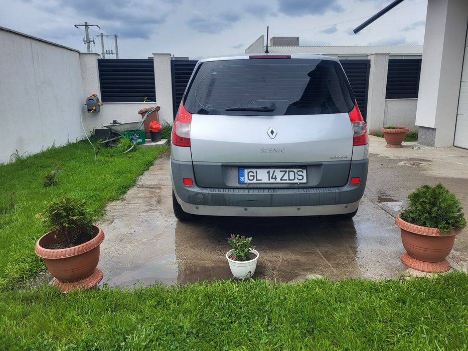 Vând Renault Scenic 7 locuri