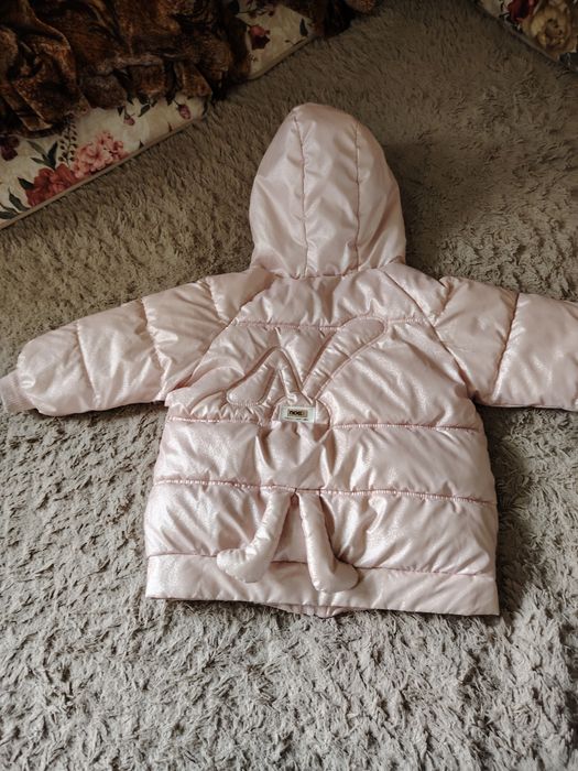 Куртка на девочку.