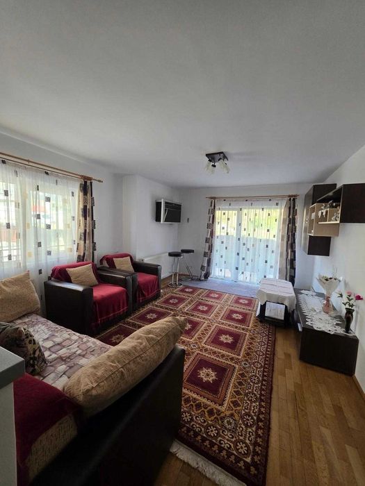 PF închiriez apt. 4 camere 91 mp util, 2 balcoane, 2 băi, et. 1/4, Baciu