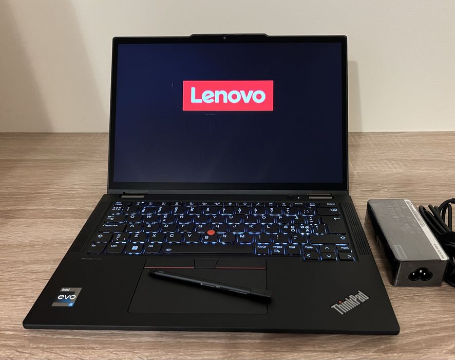 Lenovo Thinkpad X13 Gen4 YOGA x360 2in1 ! 512GB ssd 16GB ram i5 X 360