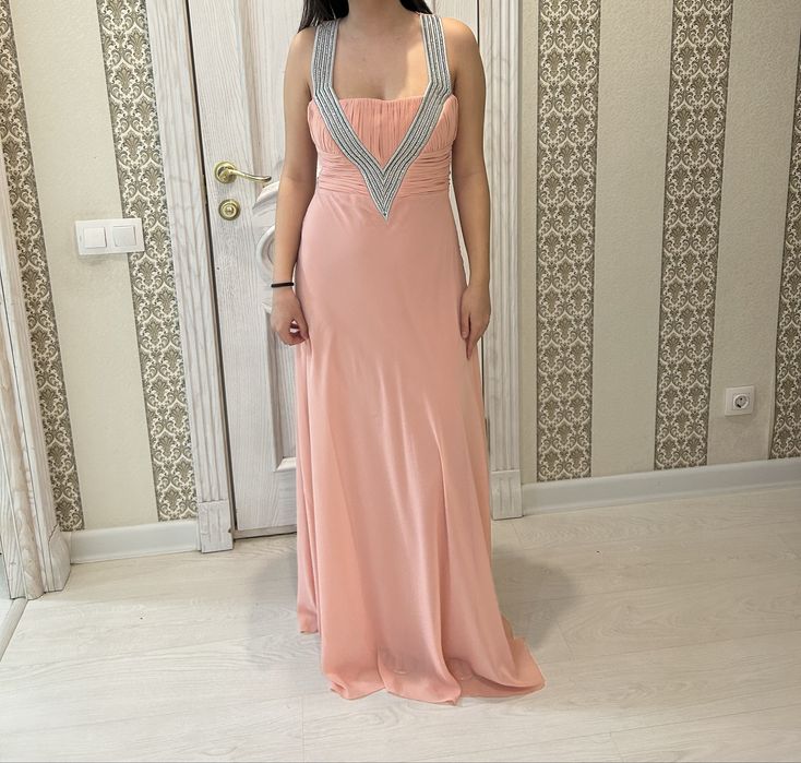 Вечерное платье нежное