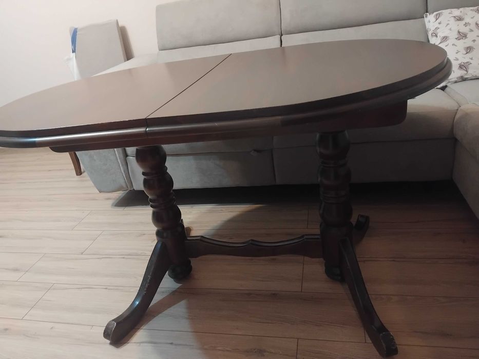 Разтегателна маса