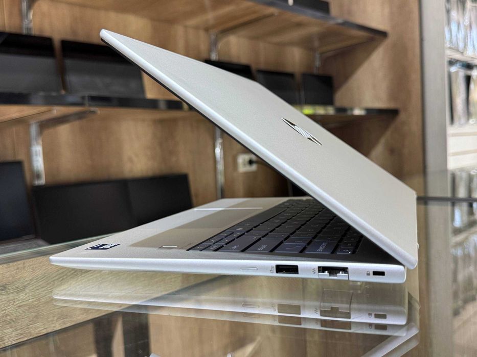 HP ProBook 440 G11 Core Ultra 5-125U vPRO озу16гб 256ssd