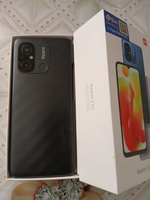 Assalomu aleykum srochni Redmi 12 c xotira 128 gbayt sotiladi