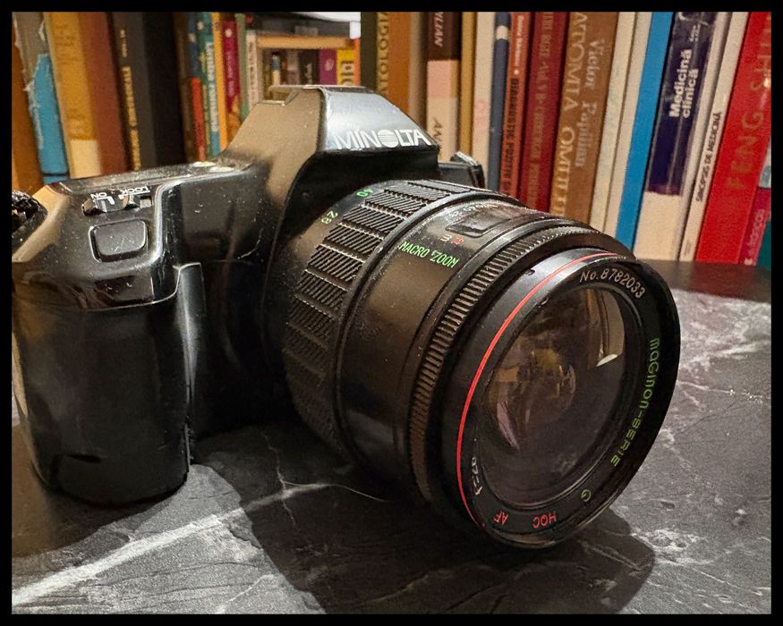 Canon EOS-2000D ca nou
