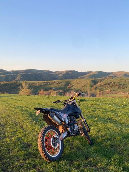 Продам эндуро 06