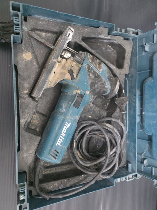 Прободен трион зеге Makita