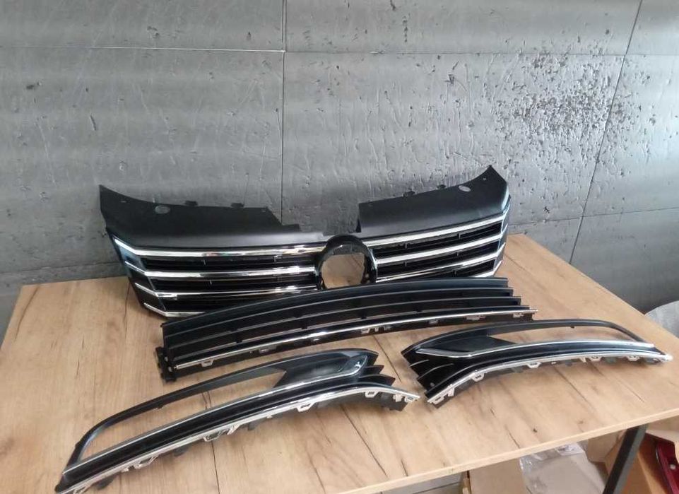 Set Grile Bara Radiator fata VW Passat B7 10-14